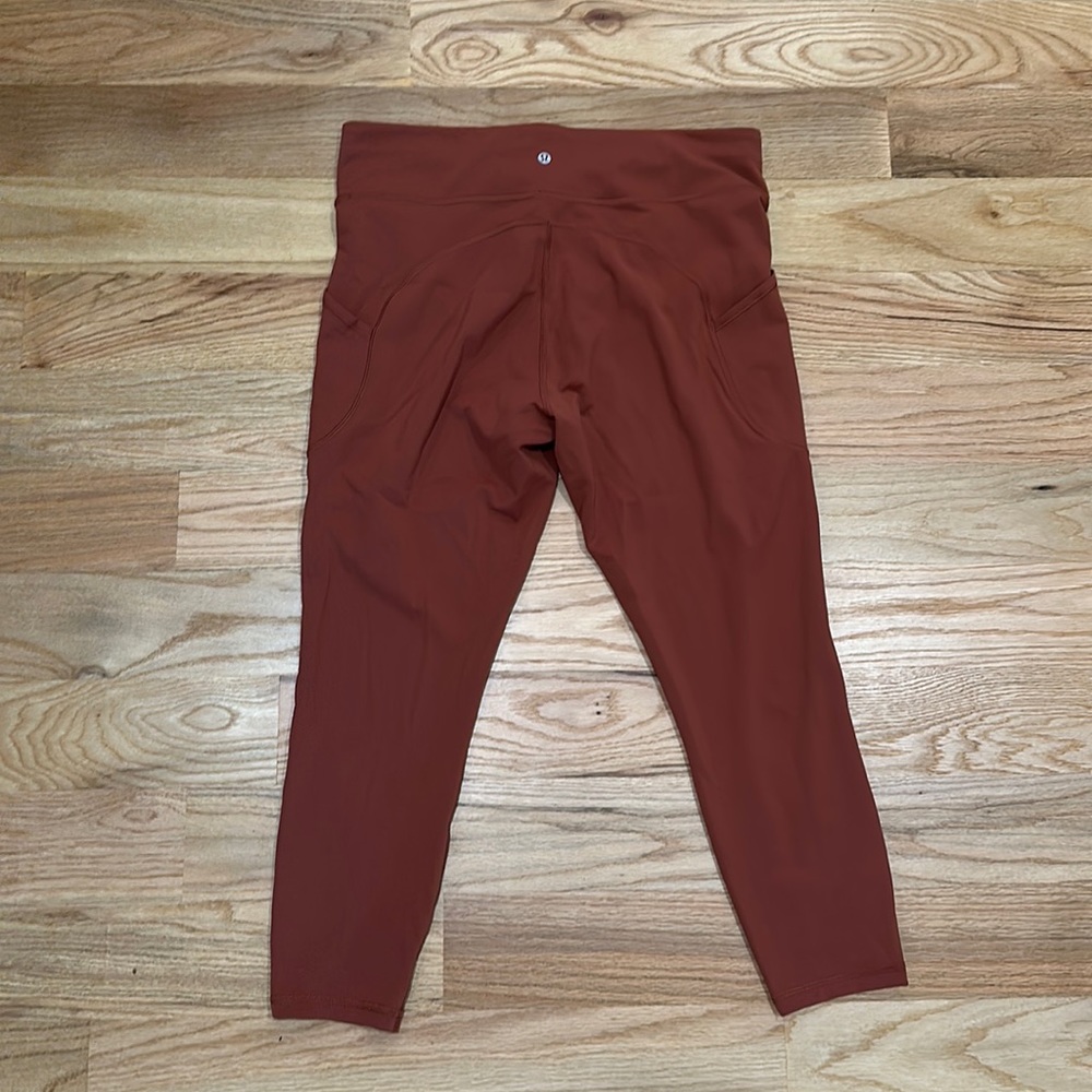 LULULEMON Invigorate High Rise right 25” - Size 16